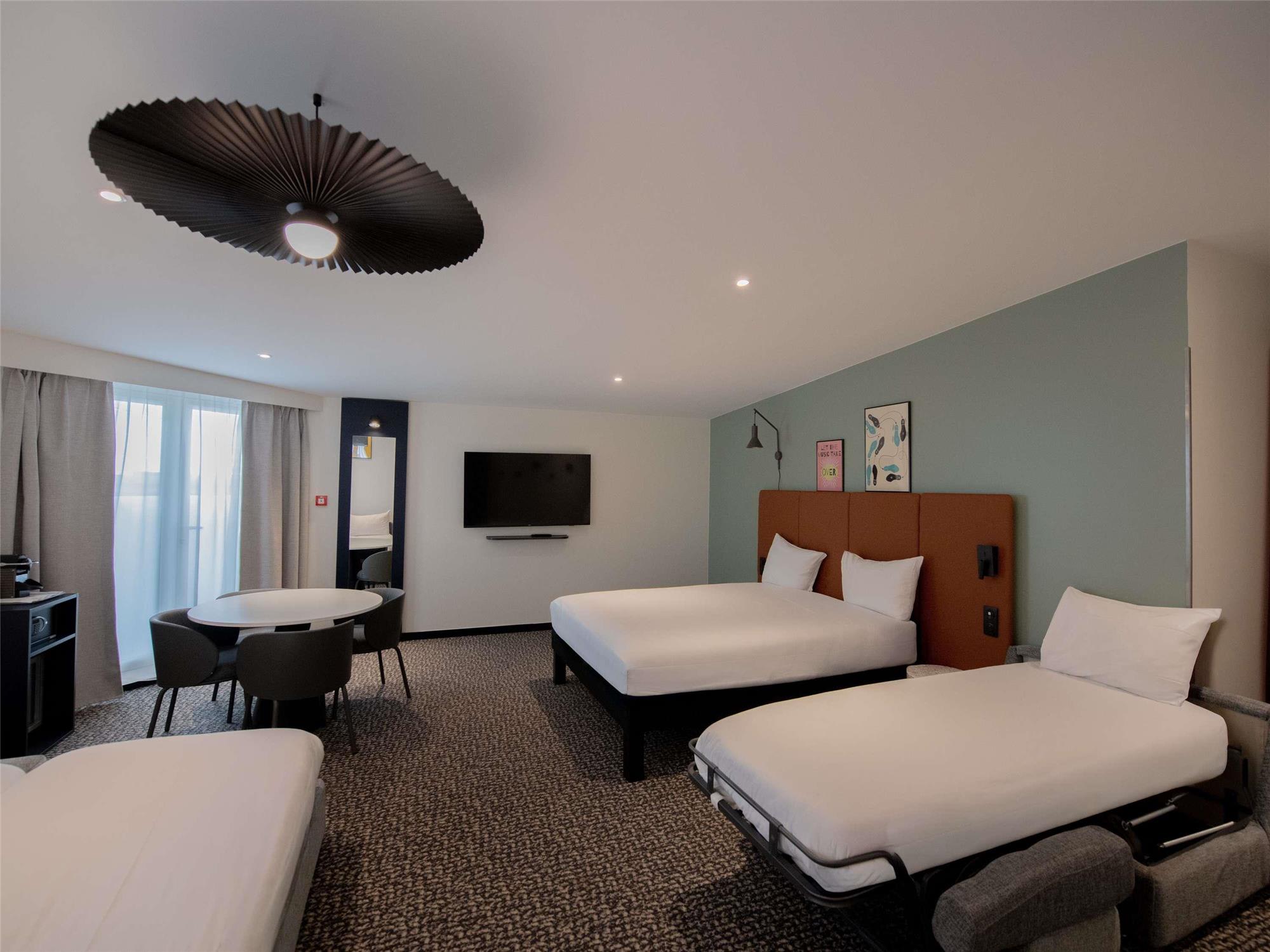 ibis Paris Canal Saint Martin 1