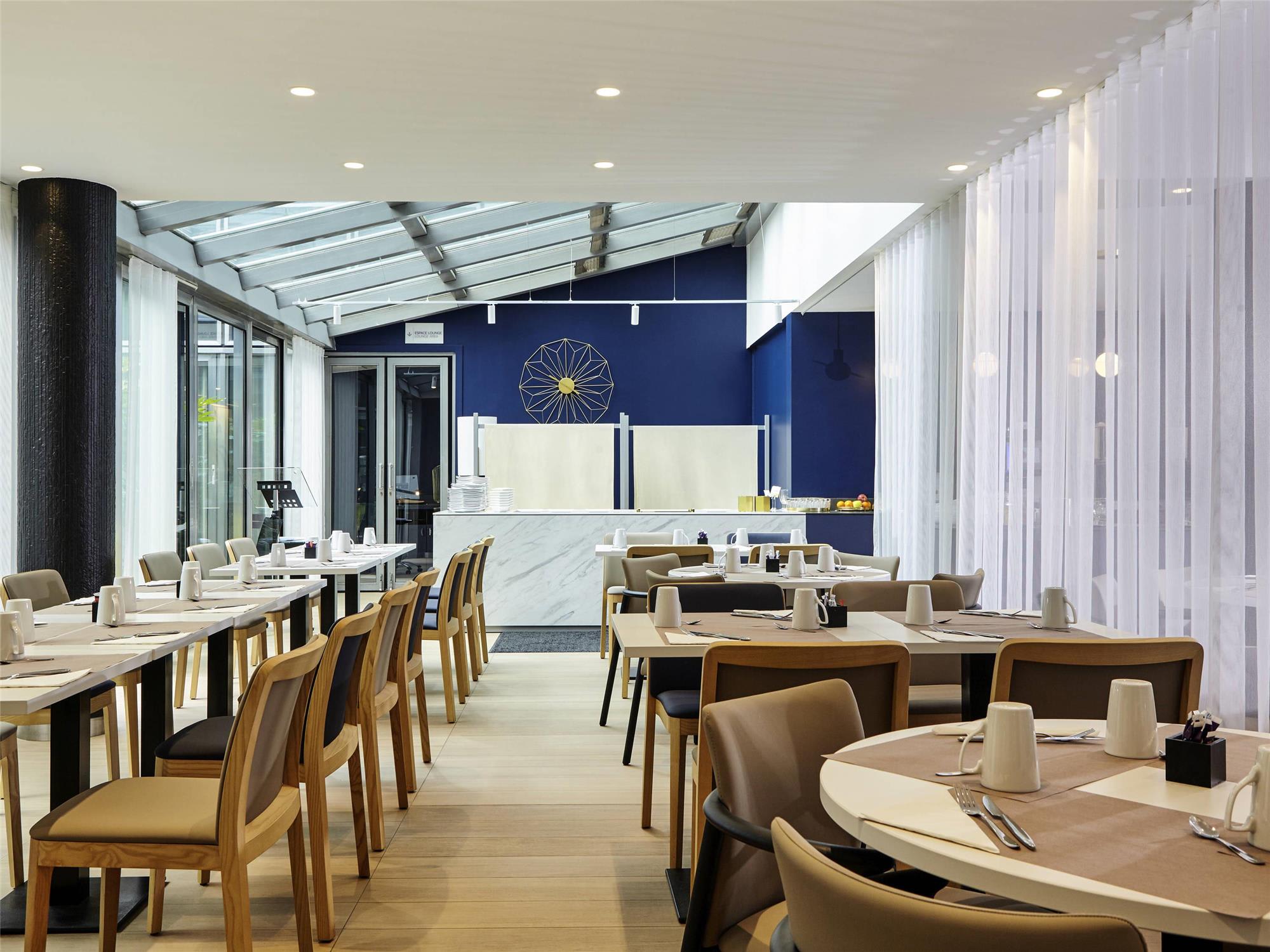 Mercure Paris la Défense Grande Arche 2