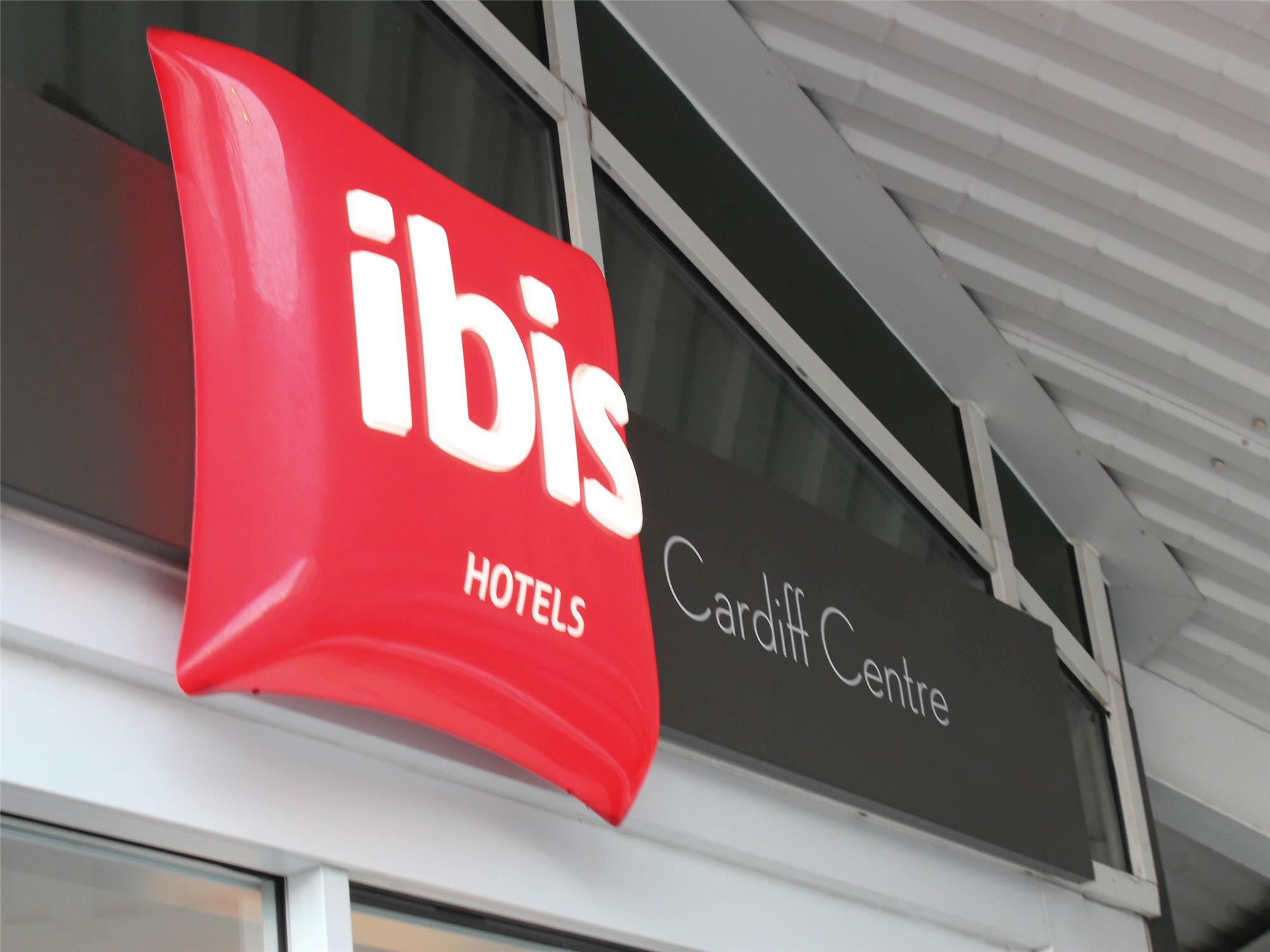 Ibis Cardiff 1