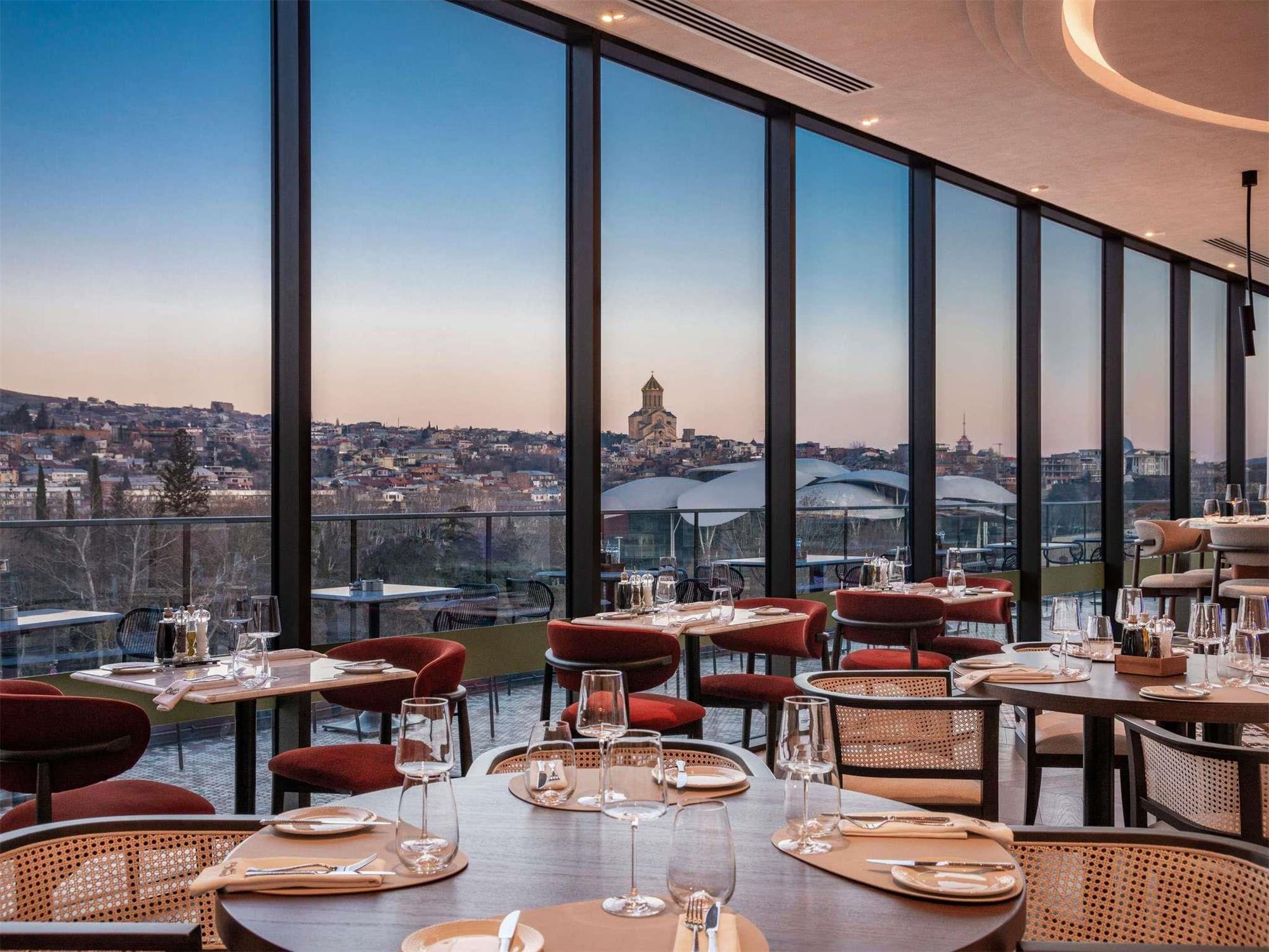 Swissôtel Tbilisi 2