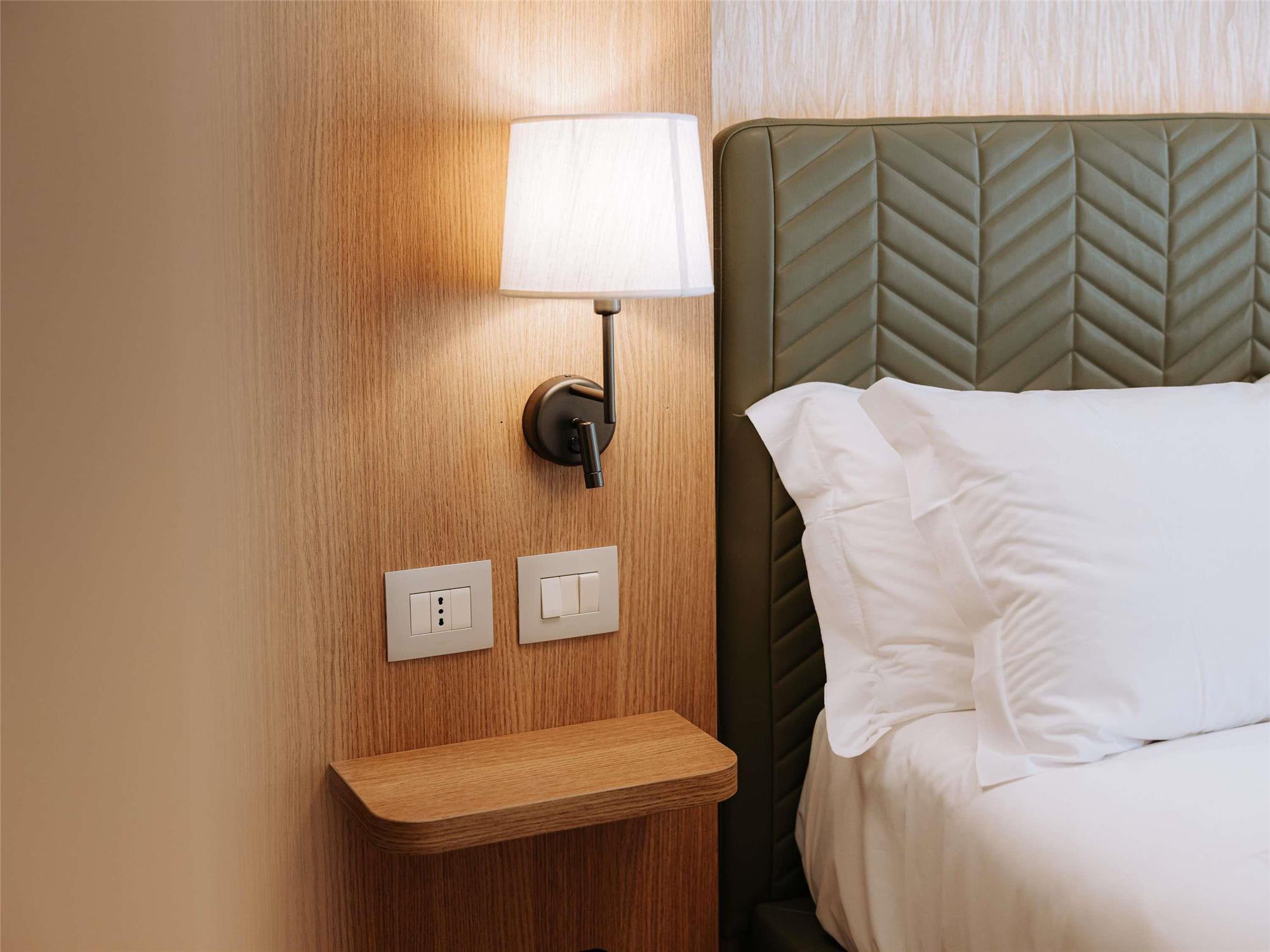 Mövenpick Hotel Bari 2