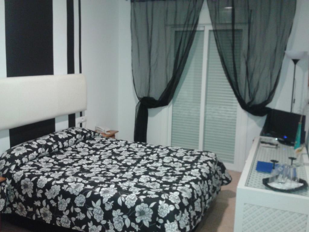 Hostal Alhaja Playa 2