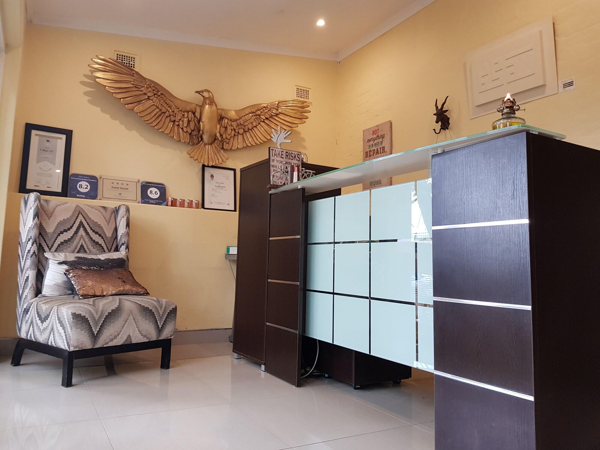 concierge hotel 2