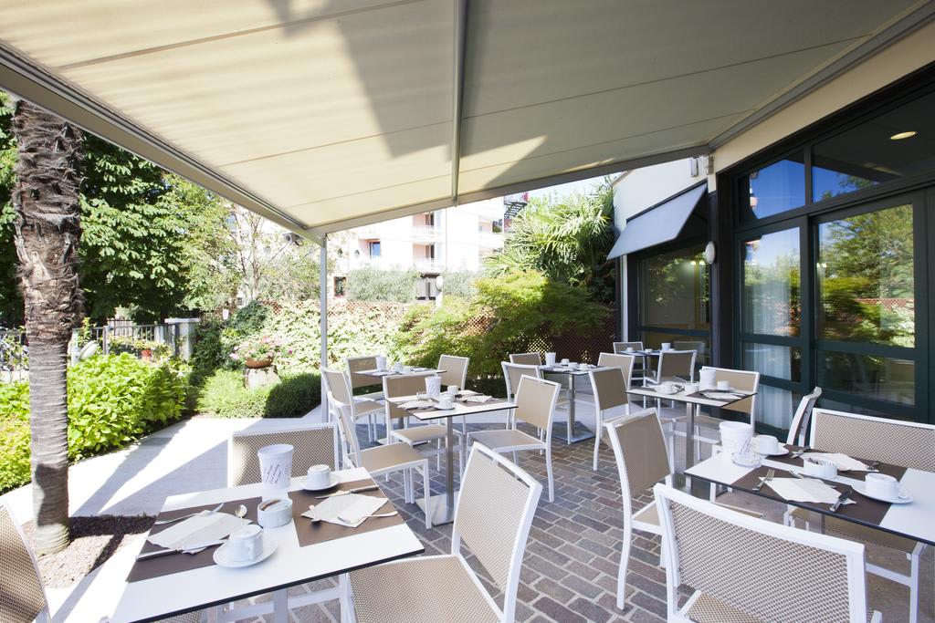 Hotel Villa Letizia 2