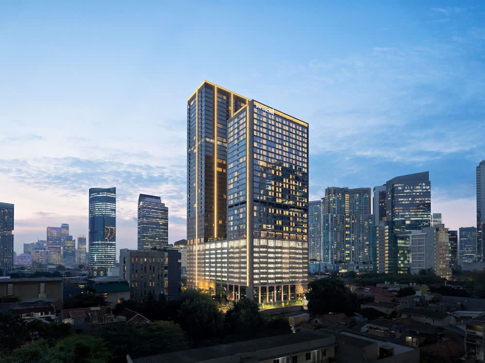 Swissôtel Living Jakarta Mega Kuningan 1