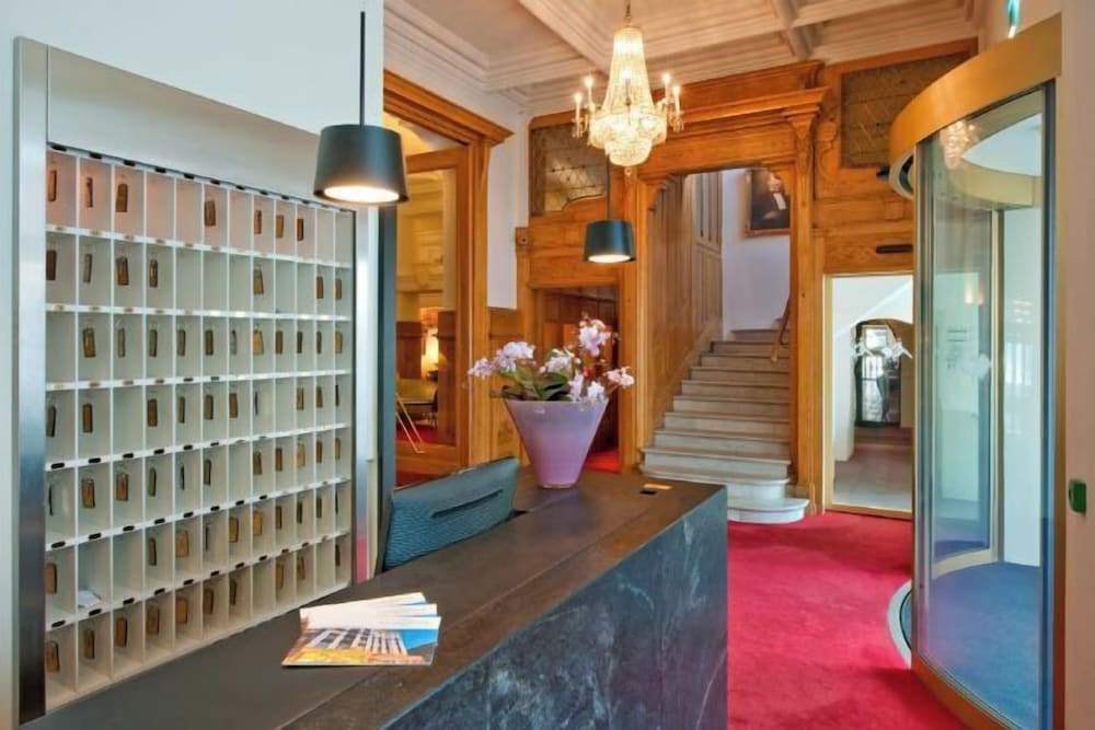 Hotel Schweizerhof St. Moritz 1