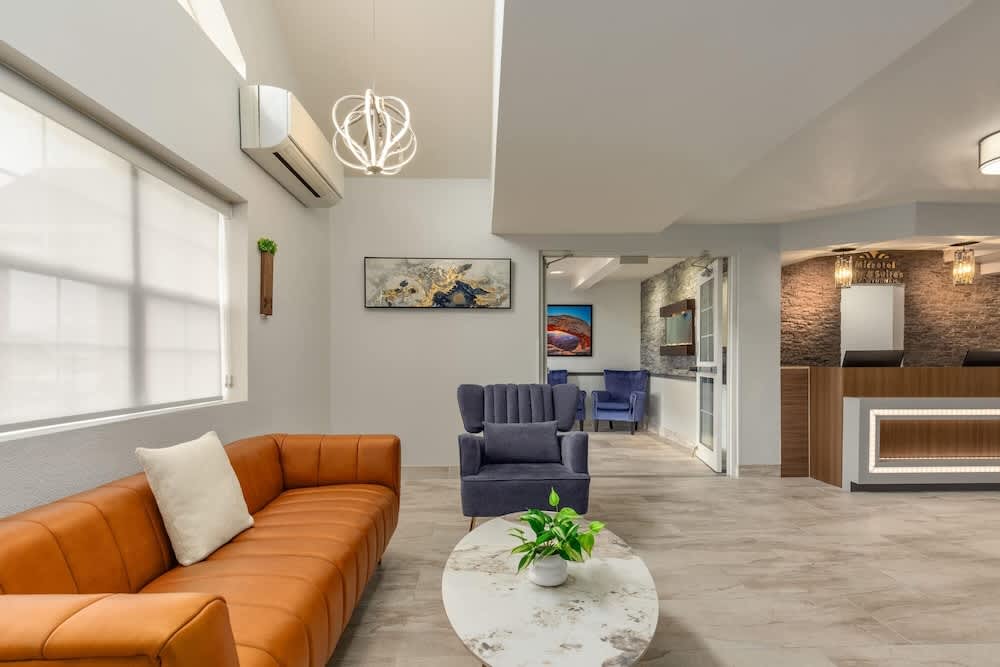 Microtel Inn & Suites by Wyndham Salt Lake City Airport 2