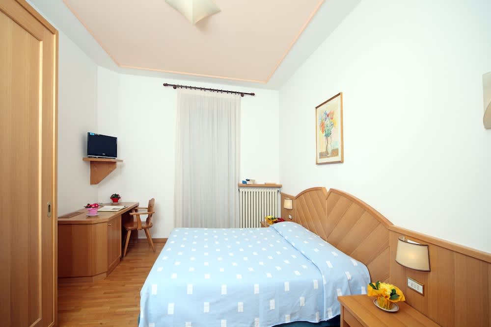 Hotel Pinzolo-Dolomiti 1