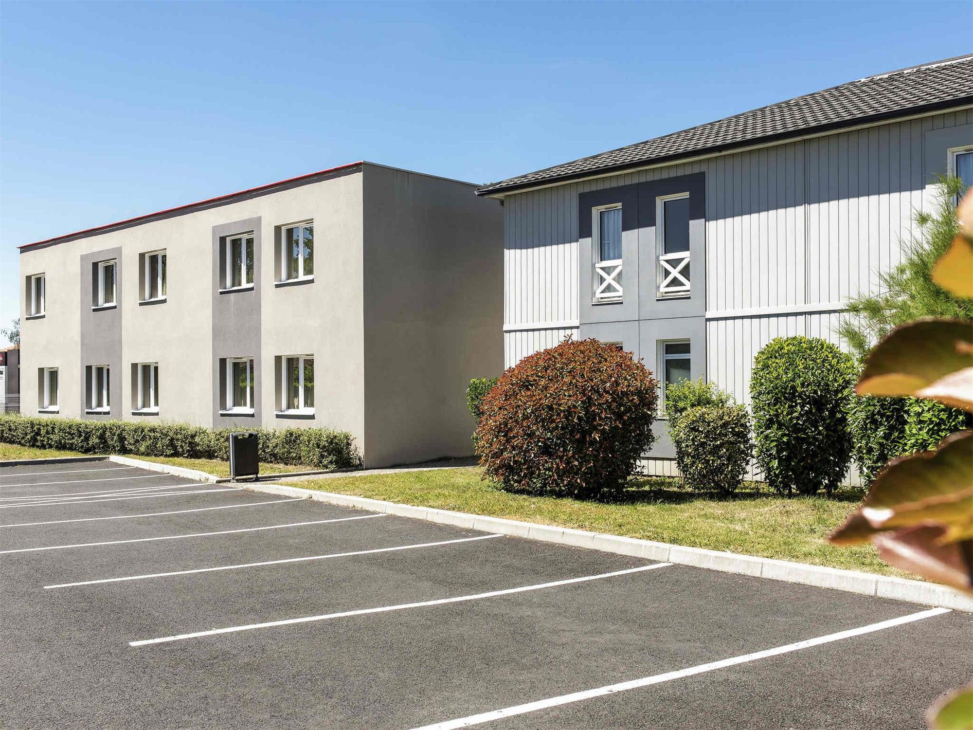 ibis Issoire 2
