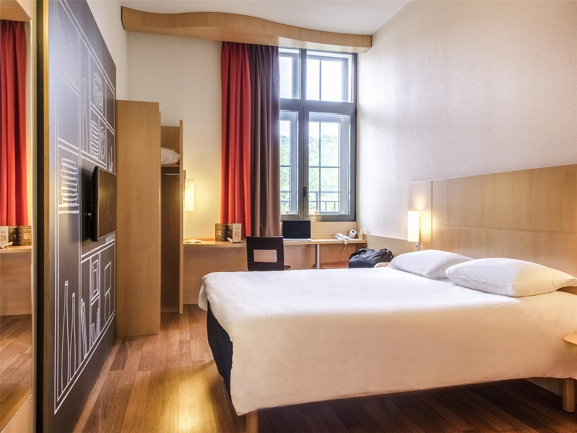 Ibis Sarlat Centre 1