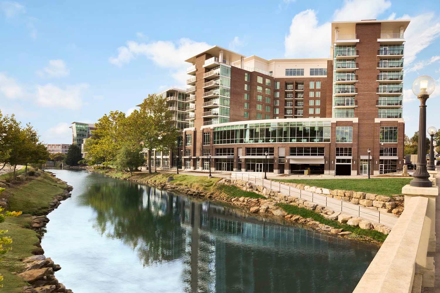 Embassy Suites by Hilton Greenville Downtown Riverplace 1
