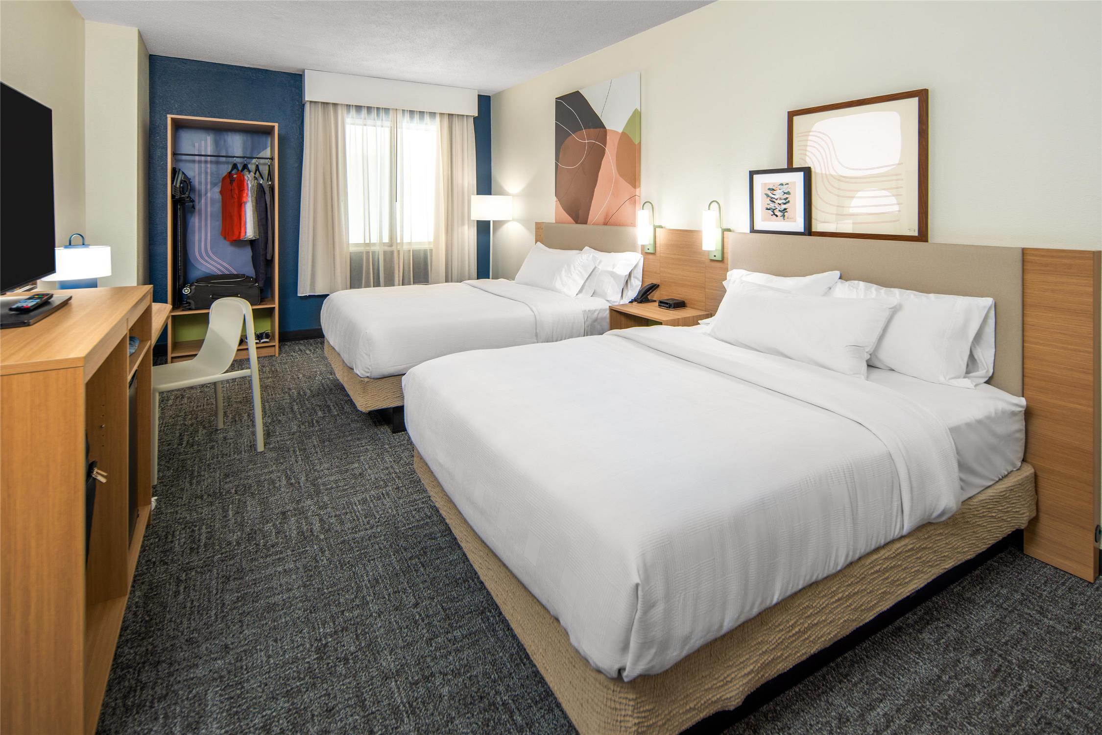 Spark by Hilton Parker Denver SE 1