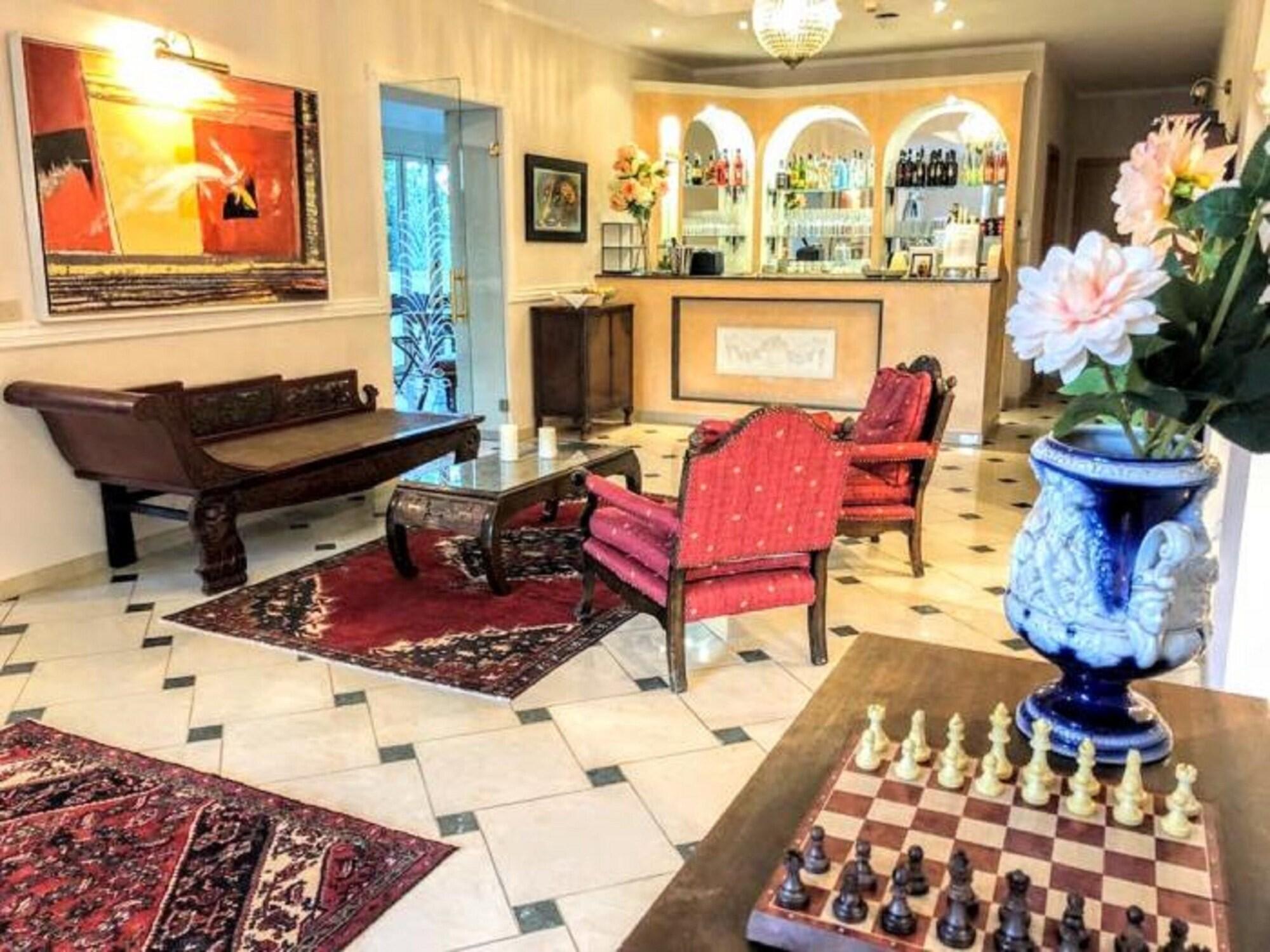 Arts Club Suite & Spa 1