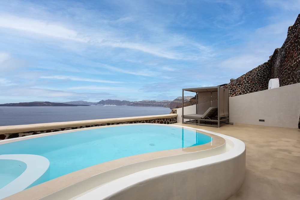 Grand Ambassador Santorini Hotel 1