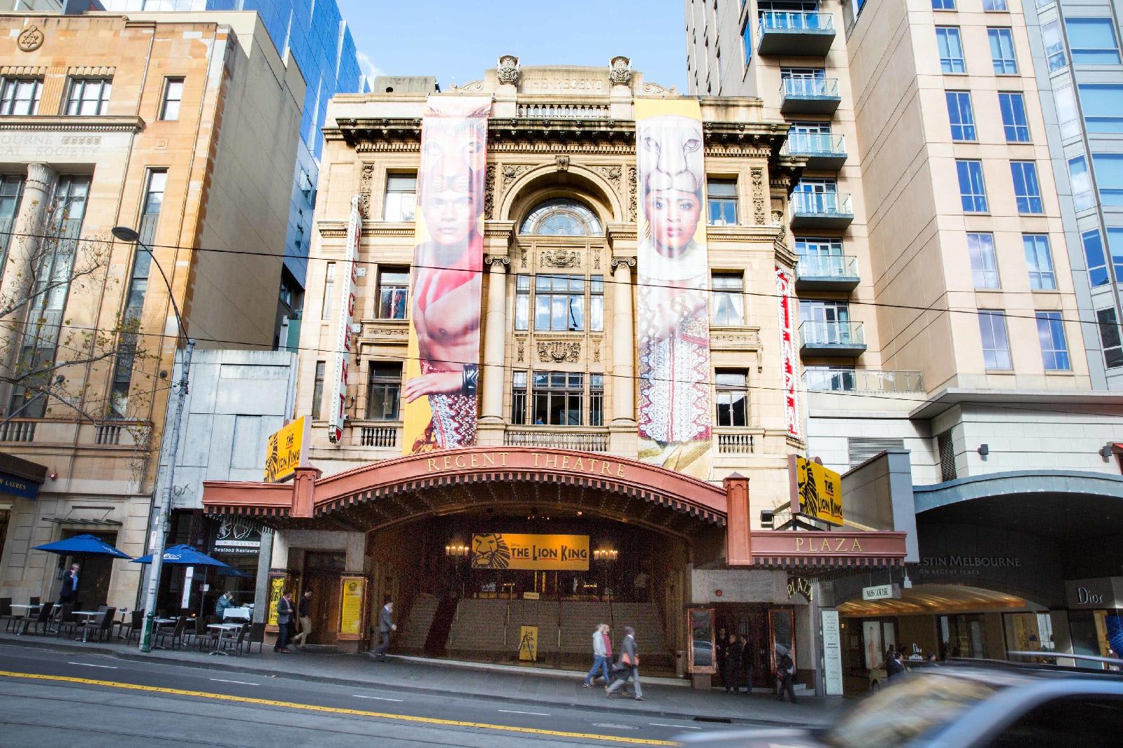 Hotel Collins 2