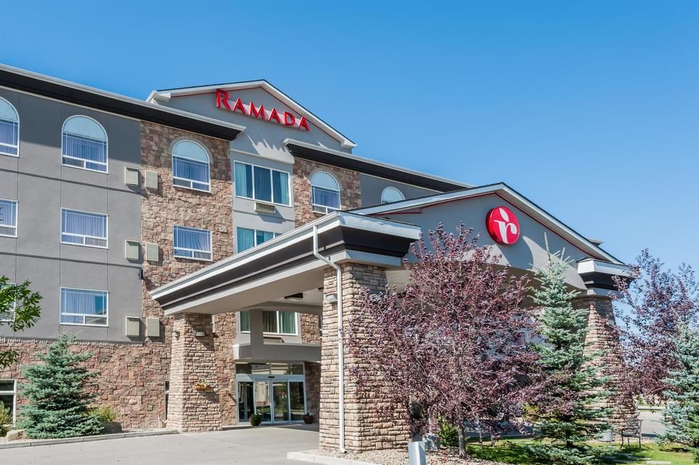 Canalta Hotel High River 1