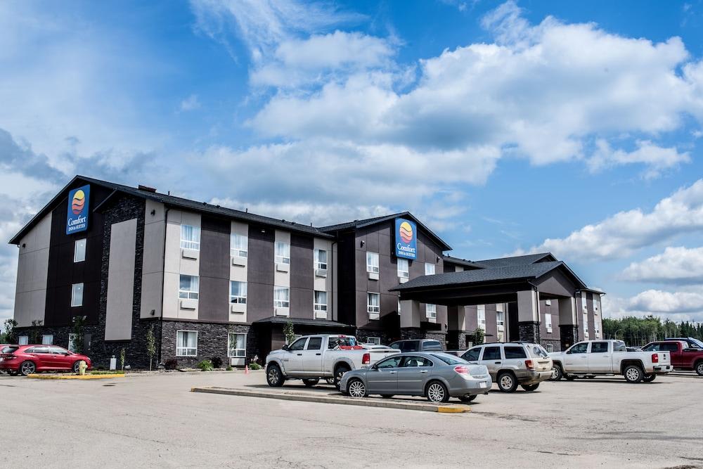 Comfort Inn & Suites Fox Creek 1