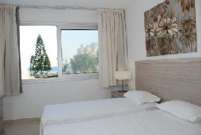 APARTHOTEL FRIXOS SUITES 2