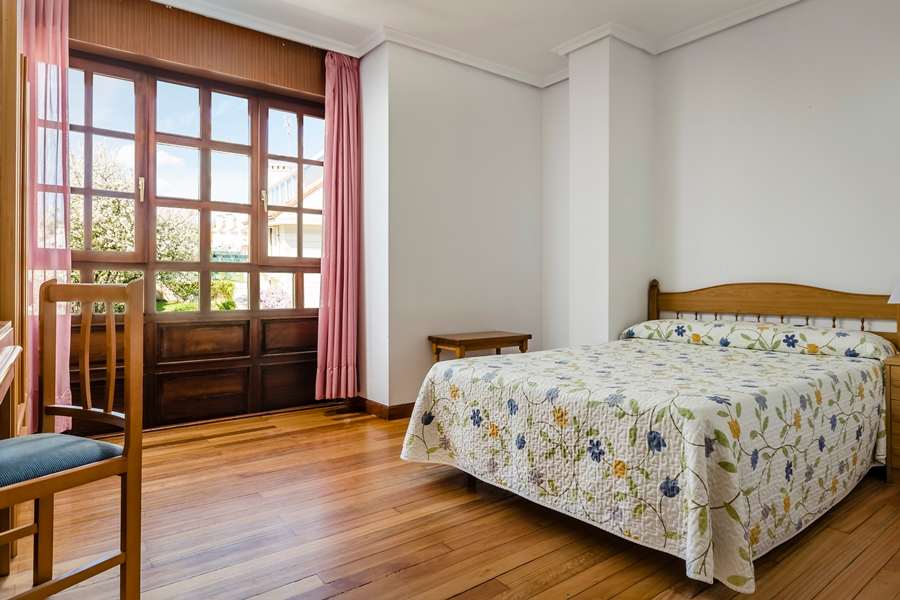 Hotel Surfances 1