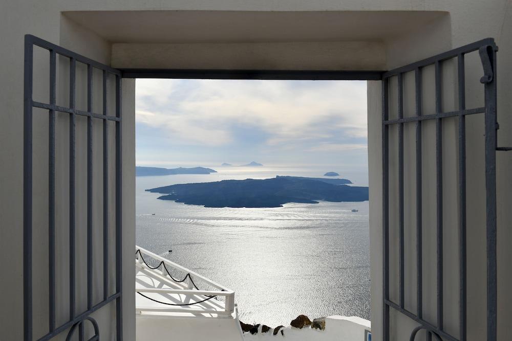 Exclusive Suites 1