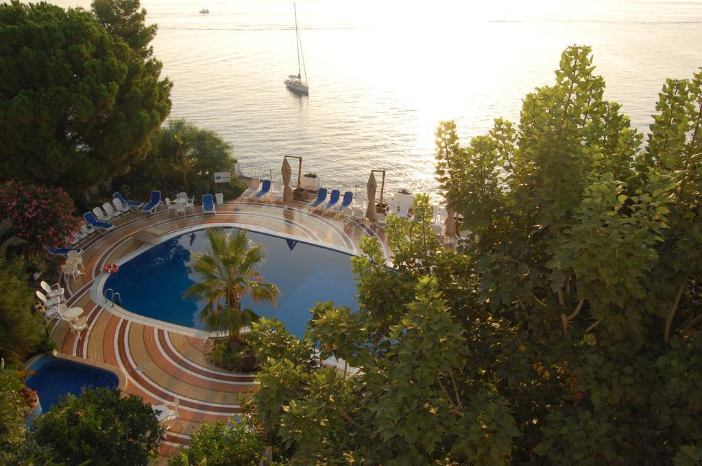 Hotel Giardino Sul Mare 1