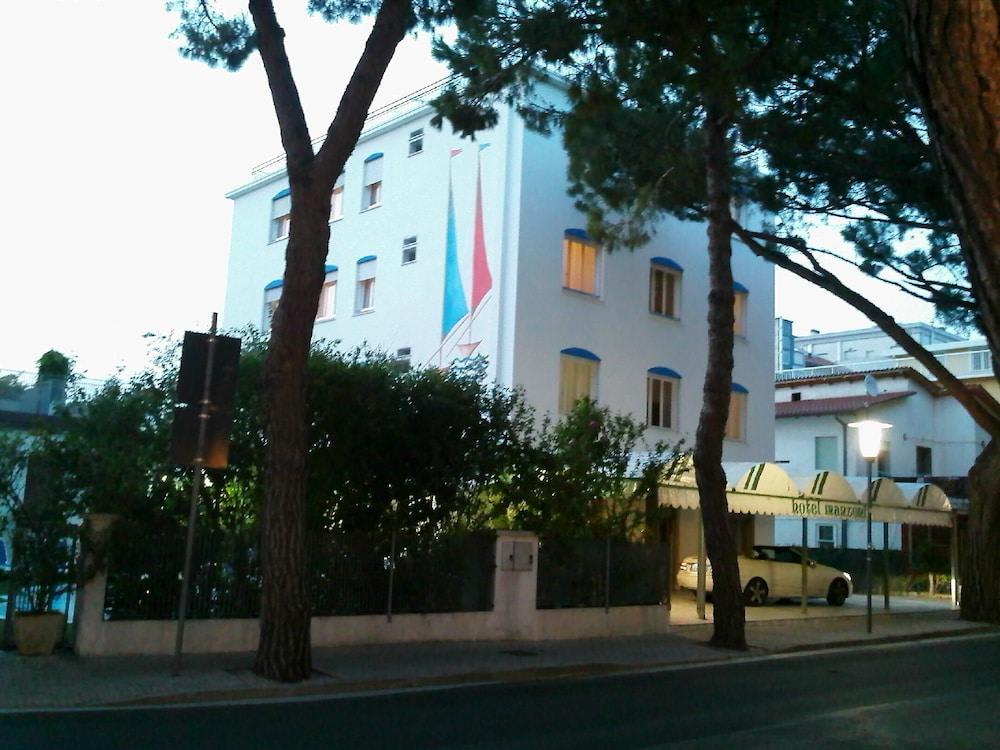 Hotel Manzoni 1