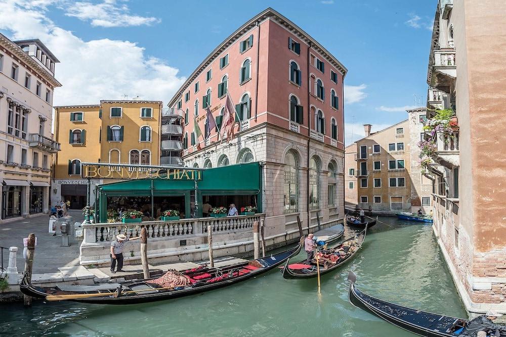 Hotel Bonvecchiati Venecia 1