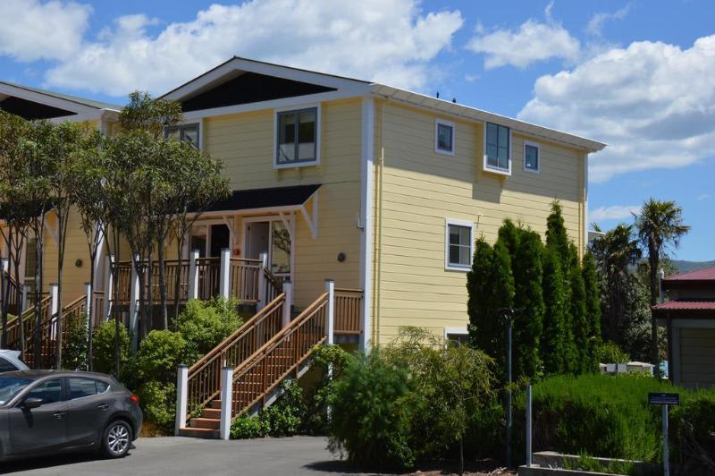 Bruce Apartments 2