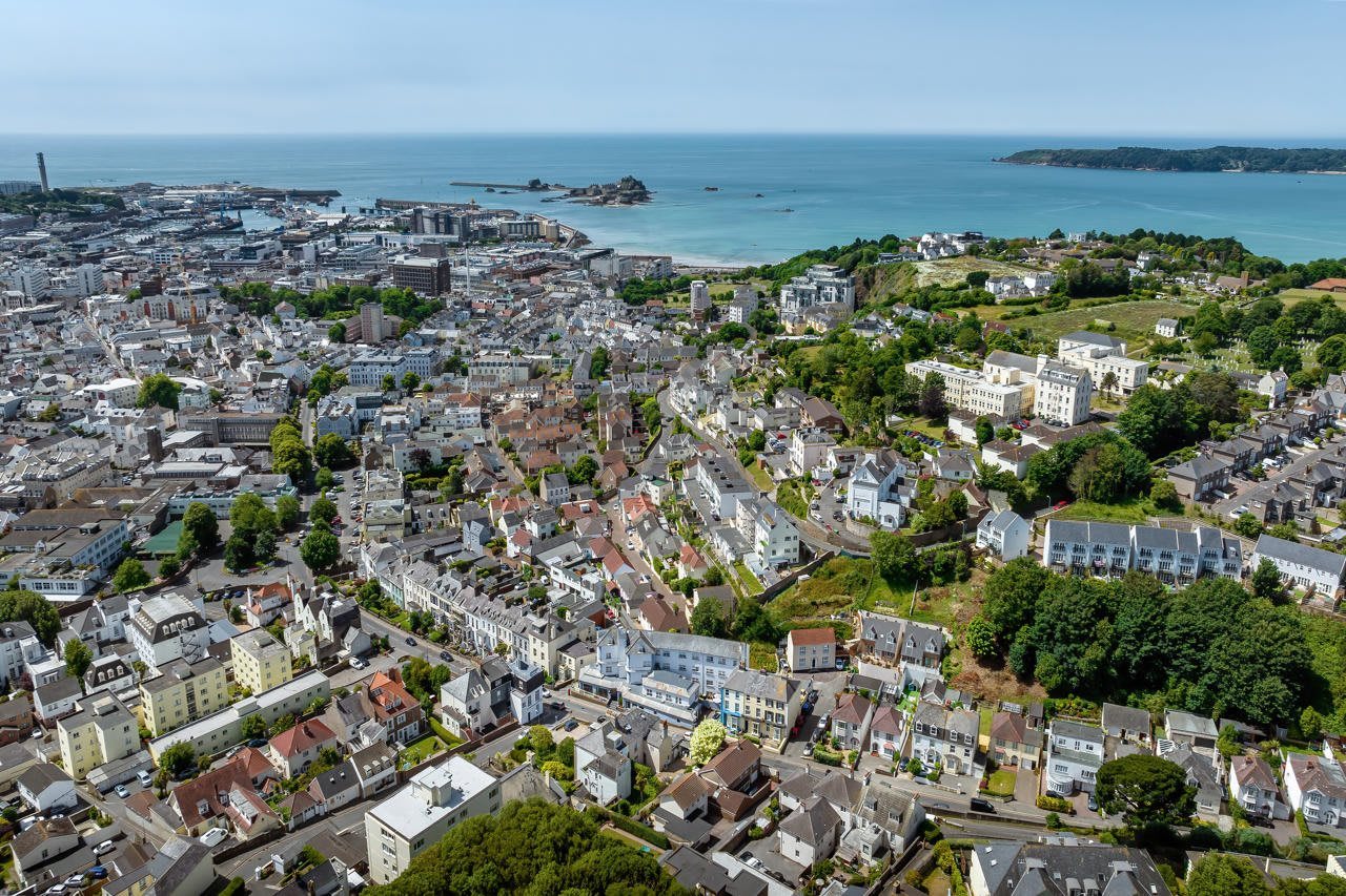 The Inn Jersey 2