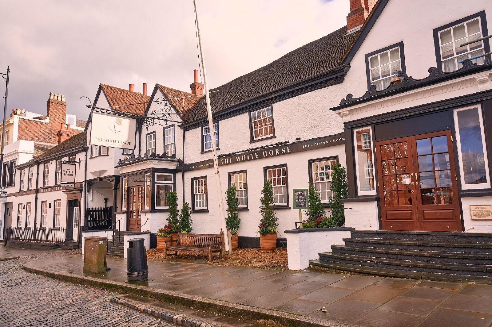 The White Horse 1
