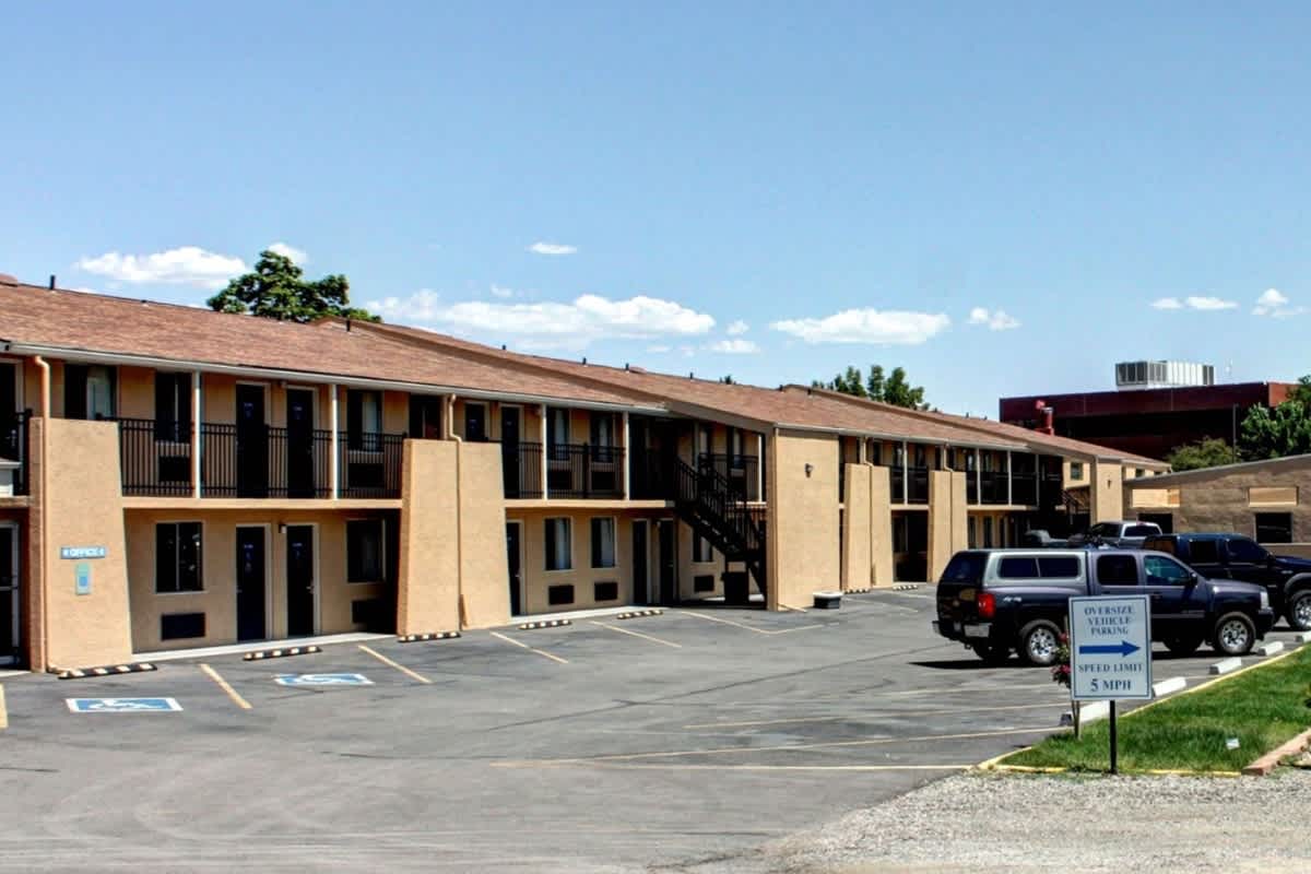 Baymont By Wyndham Grand Junction Hotel 1