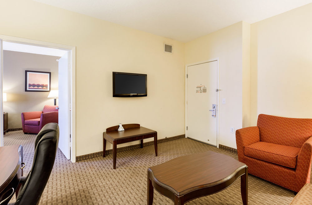 Baymont By Wyndham Houston North 1