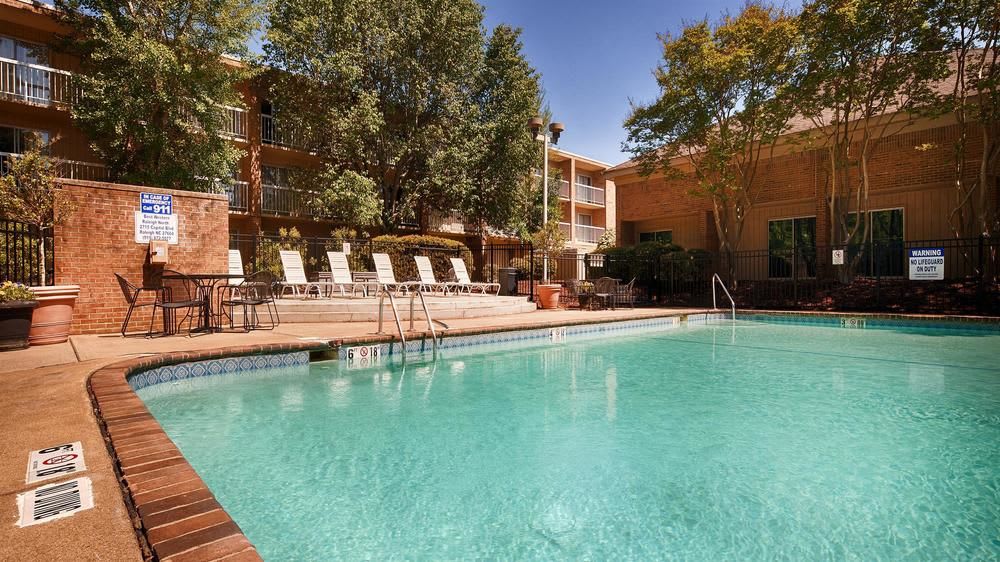 Surestay Plus Hotel By Best Western Raleigh North Downtown 2