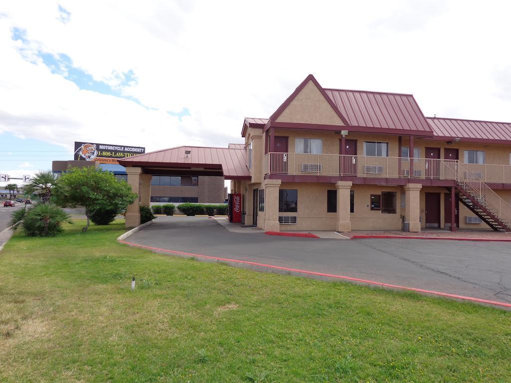 Knights Inn Phoenix At N Black Canyon Hwy 2
