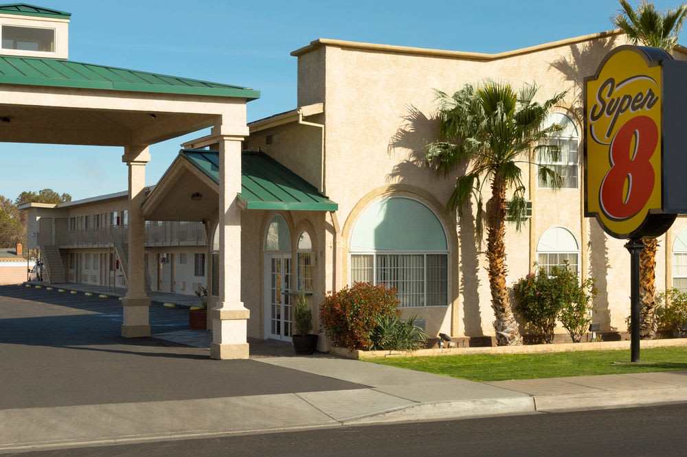 Super 8 By Wyndham Ridgecrest 1
