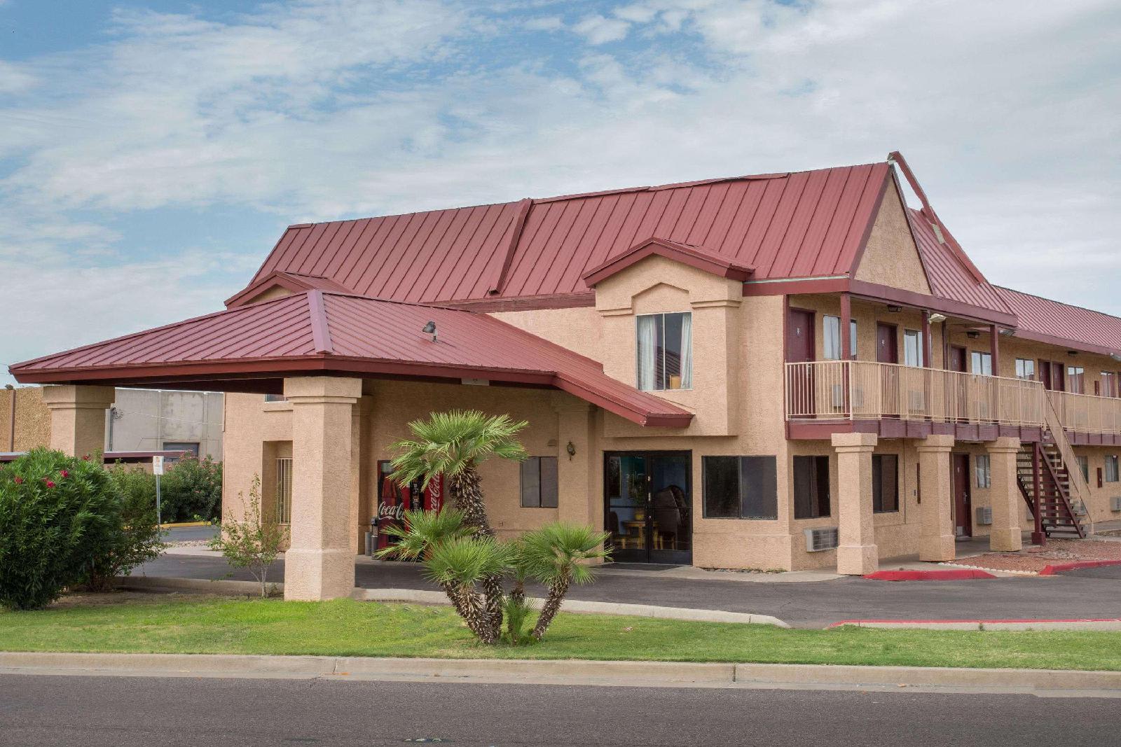 Knights Inn Phoenix At N Black Canyon Hwy 1