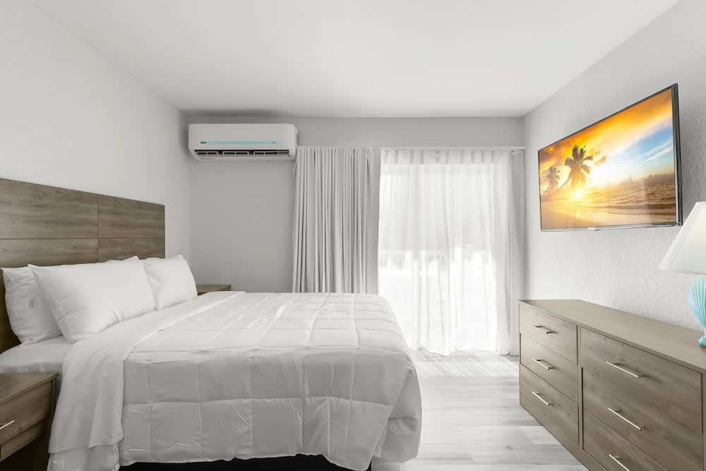 Grand Shores West 2