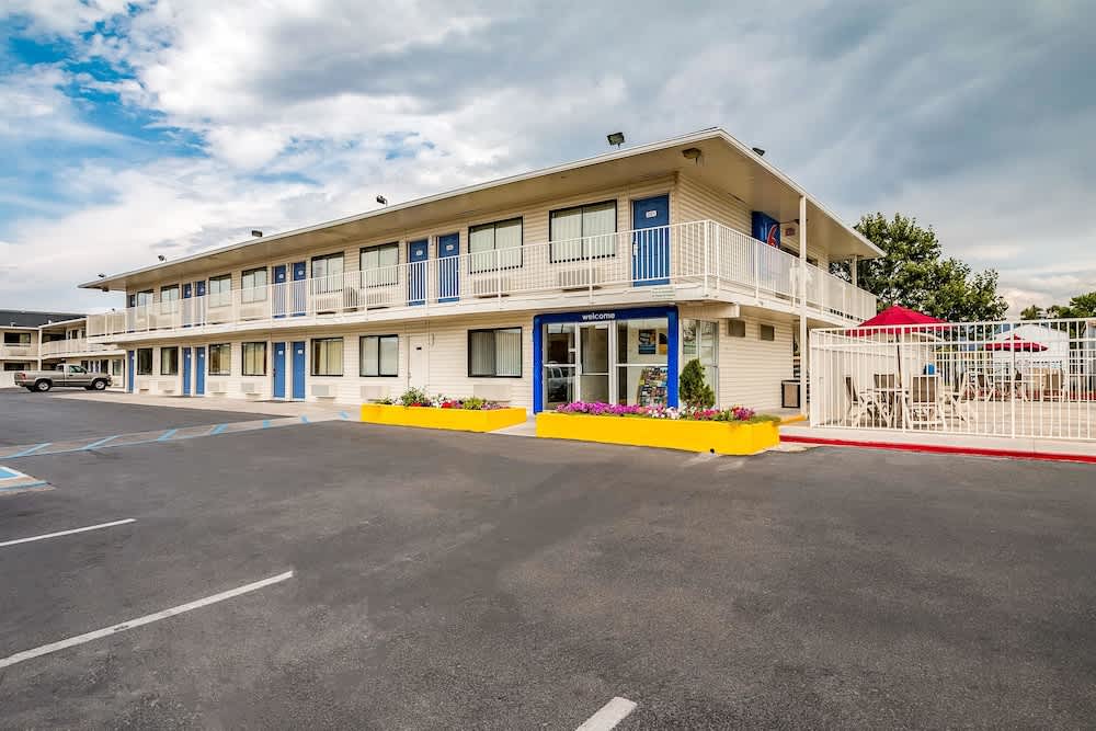 Motel 6 Salt Lake City, Ut - West - Airport 1