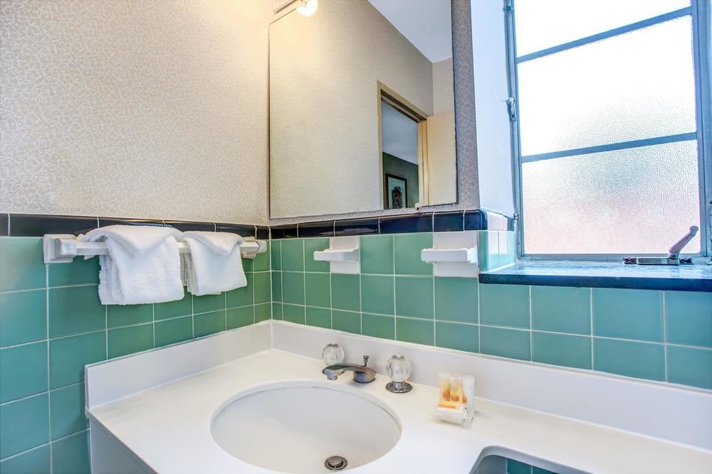 Days Inn By Wyndham Arlington/Washington Dc 1