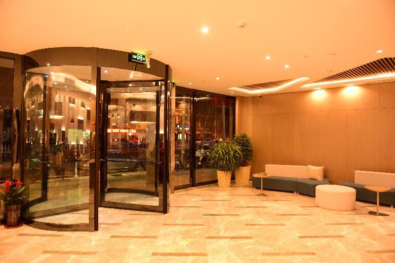 Holiday Inn Express Lhasa Potala Square 1