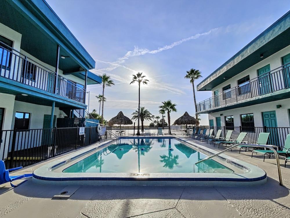 Tahitian Beach Resort 2