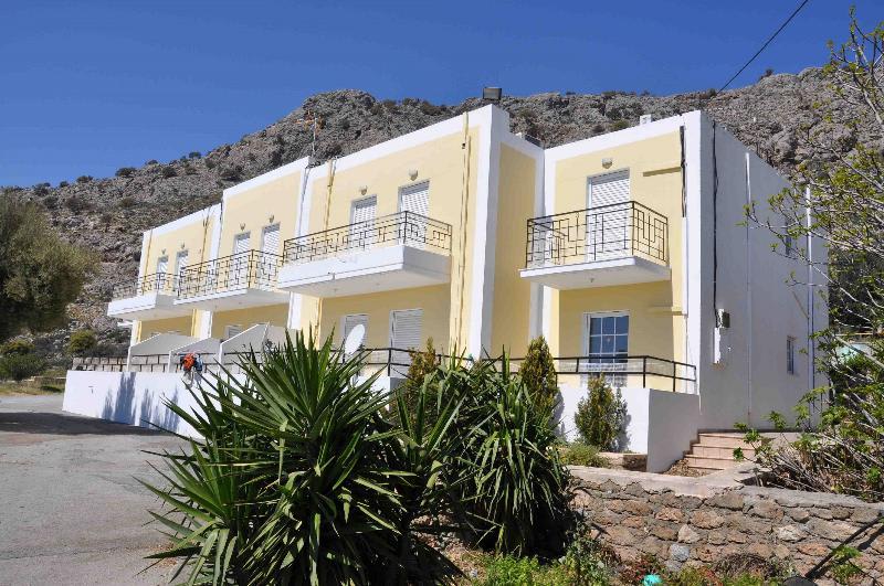 Marianthi Studios & Apartments 1