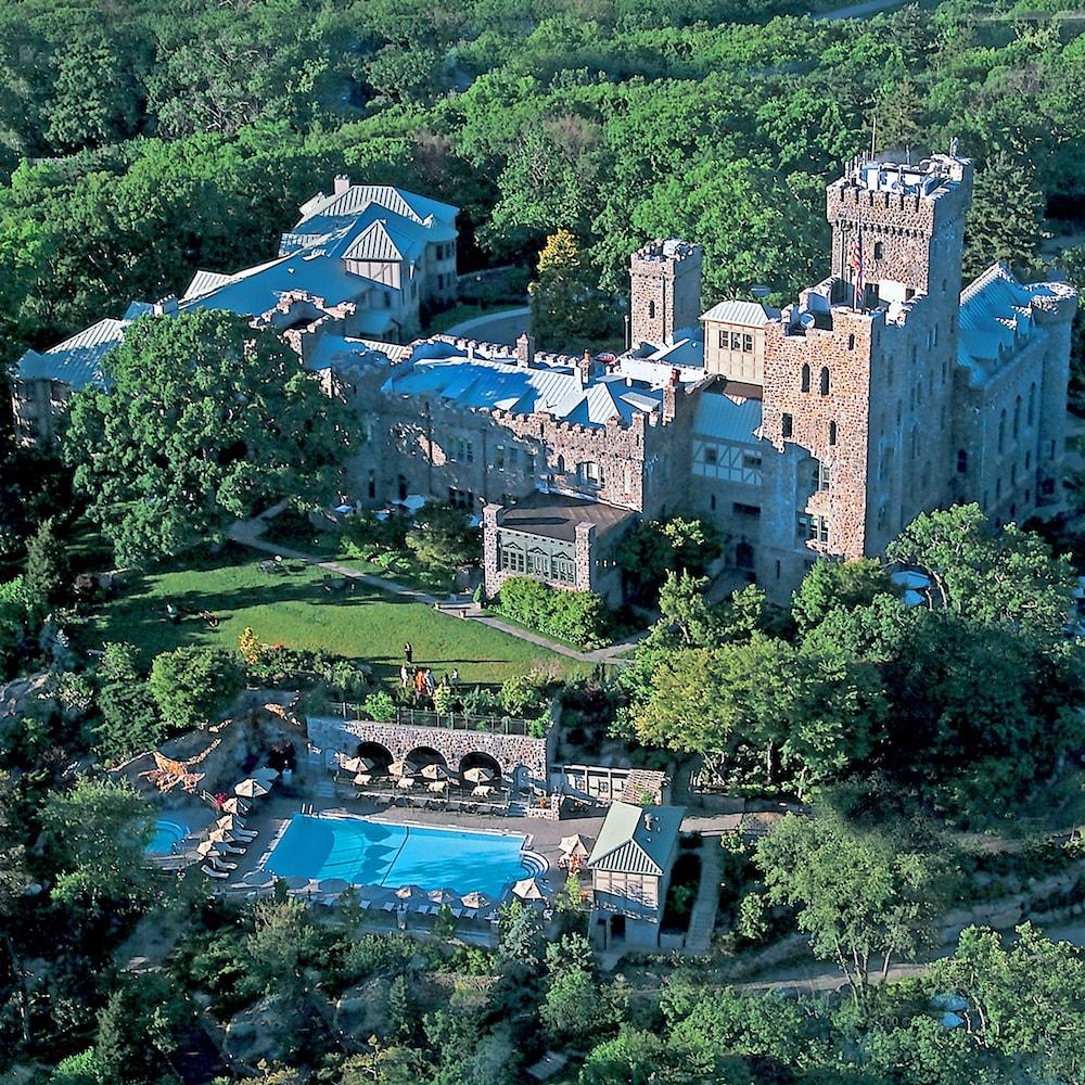 Castle Hotel & Spa 1