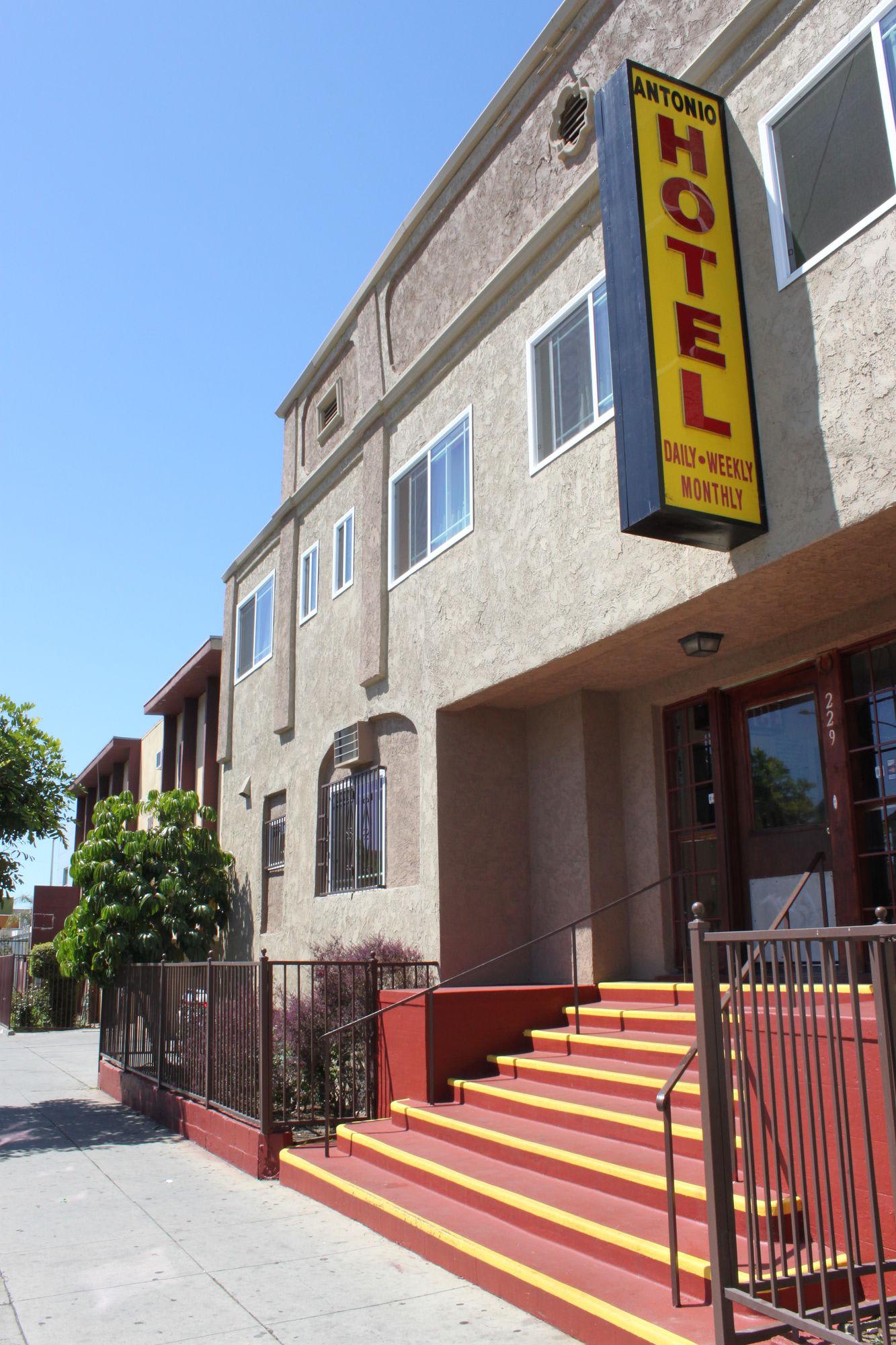 Antonio Hotel 1