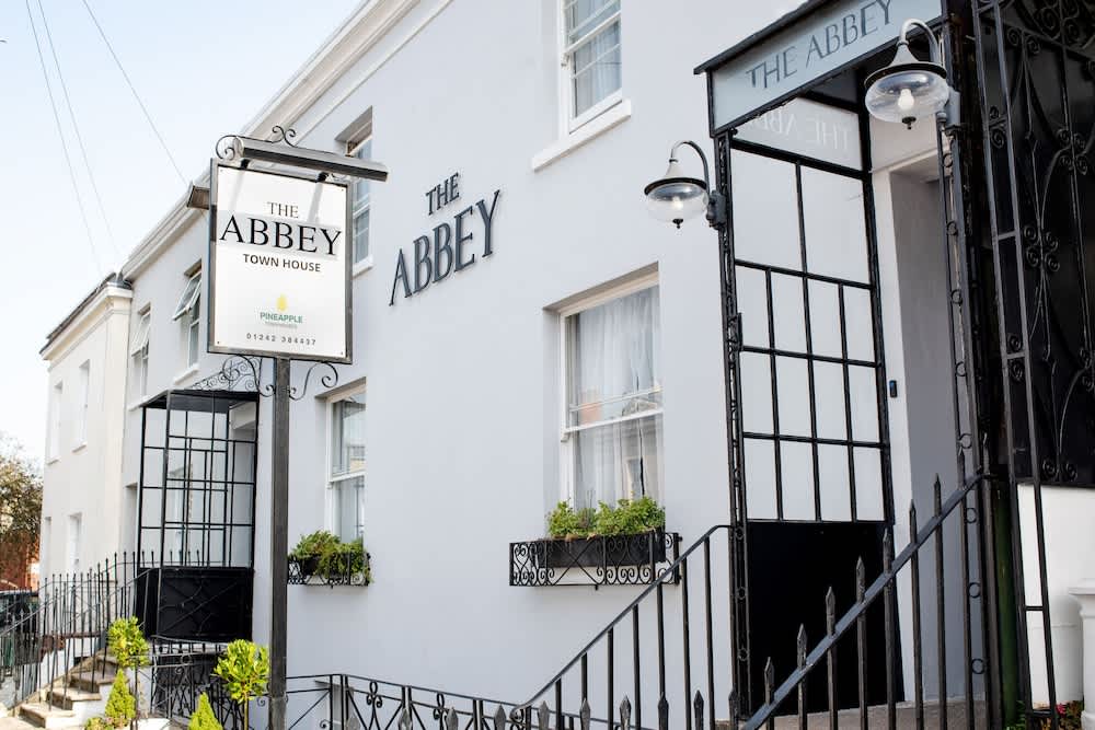 The Abbey Town House 2