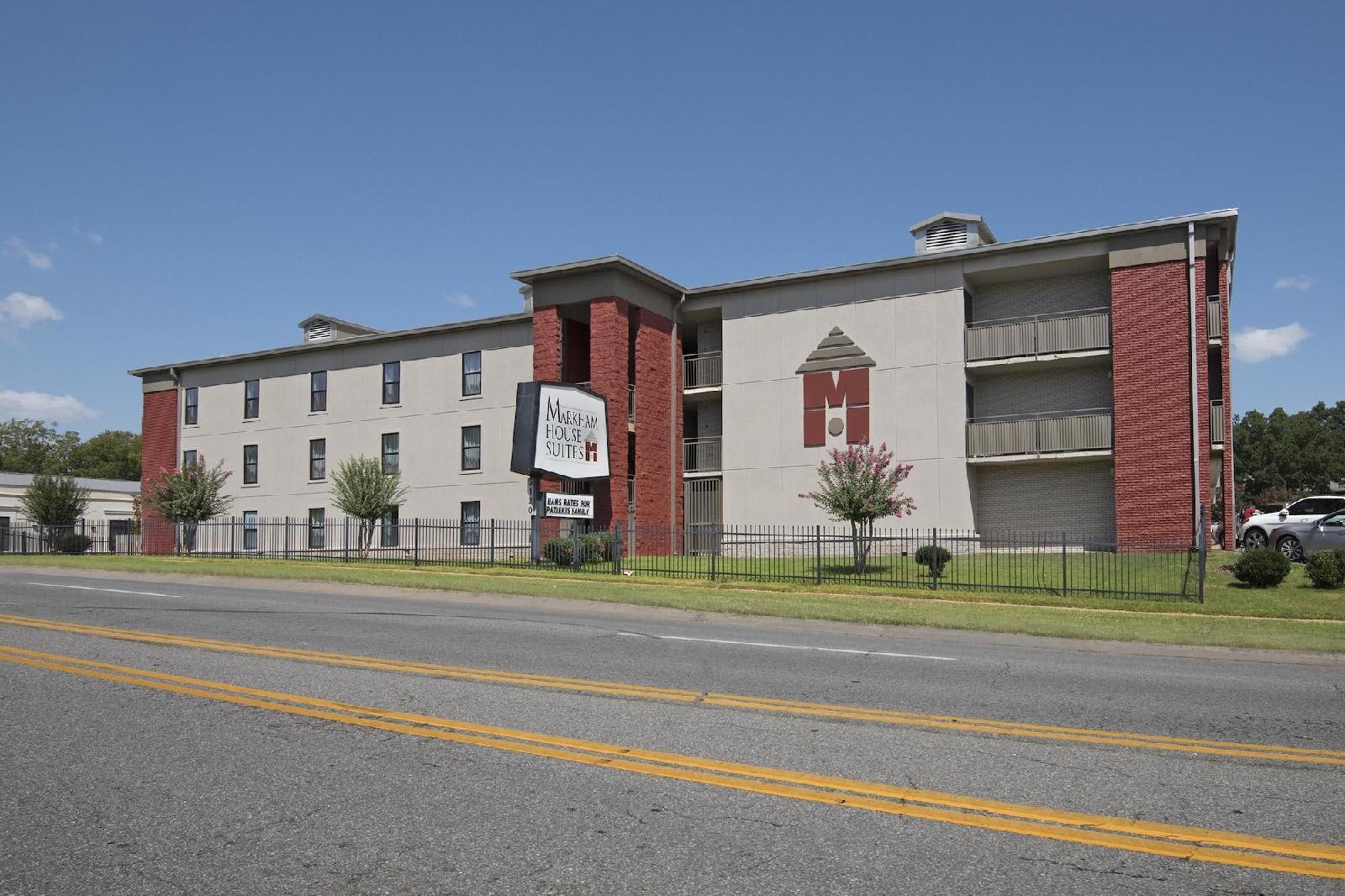 Markham House Suites - Little Rock Medical Center 1