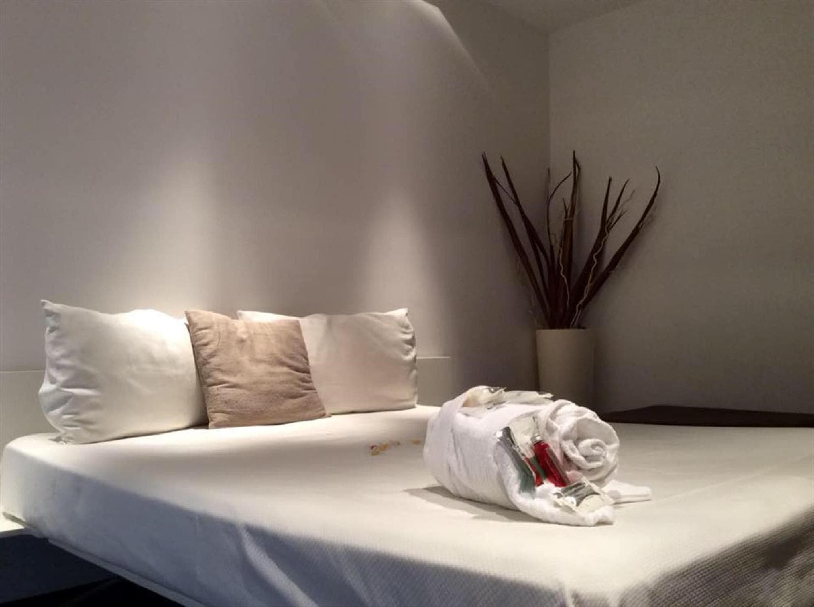 15.92 Hotel 2