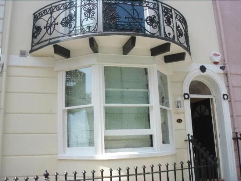 Grand Pier Guest House 1