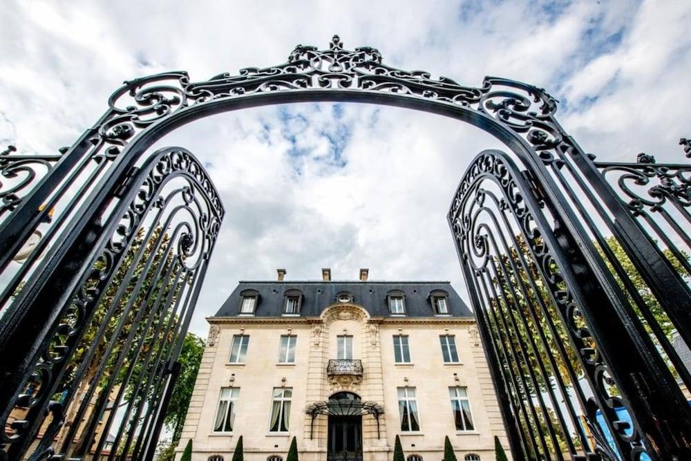 Les Suites du Champagne de Venoge 2