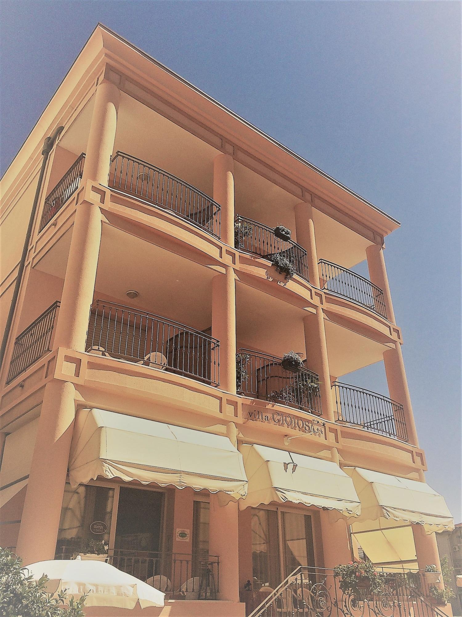 Hotel Villa Gioiosa - Beach & Bistrot 1